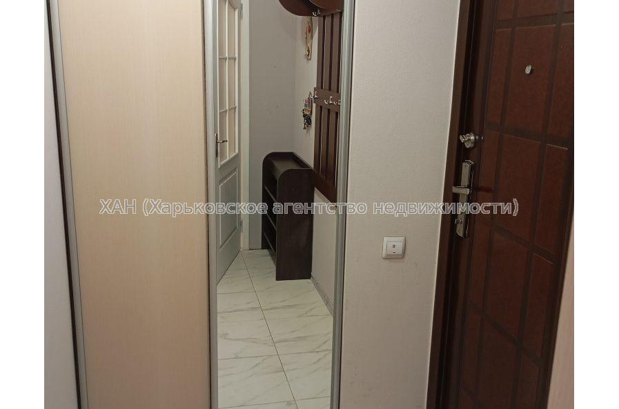 Продам квартиру, Непокоренных ул. , 1  ком., 32.40 м², капитальный ремонт 