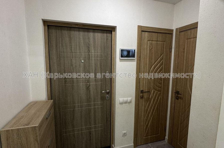 Продам квартиру, Борзенко Сергея ул. , 3 кім., 67 м², евроремонт 