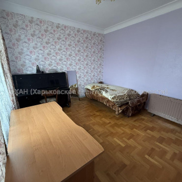 Продам будинок, Самаркандская ул. , 300 м², 7 соток, косметический ремонт 