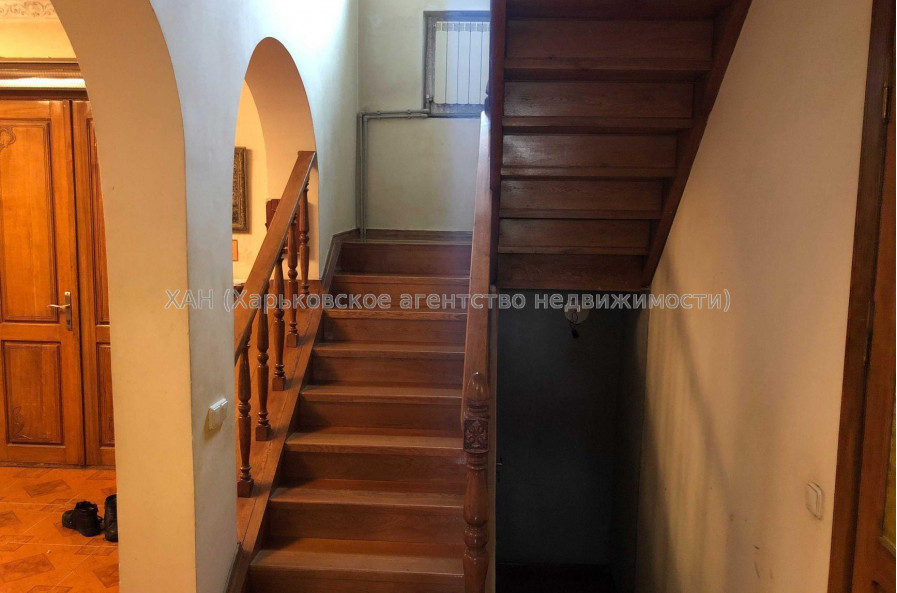 Продам будинок, Самаркандская ул. , 300 м², 7 соток, косметический ремонт 