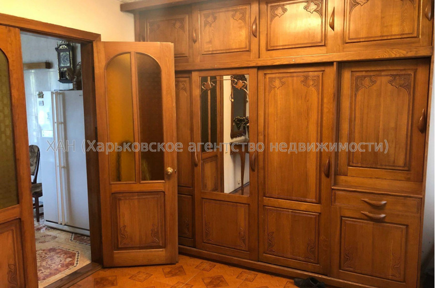 Продам дом, Самаркандская ул. , 300 м², 7 сот., косметический ремонт 