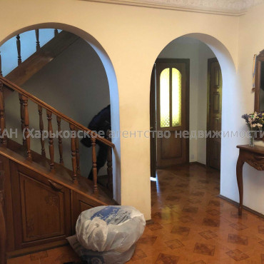 Продам будинок, Самаркандская ул. , 300 м², 7 соток, косметический ремонт 