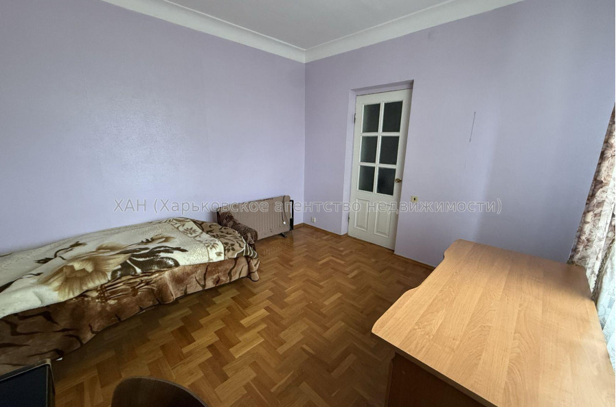 Продам будинок, Самаркандская ул. , 300 м², 7 соток, косметический ремонт 