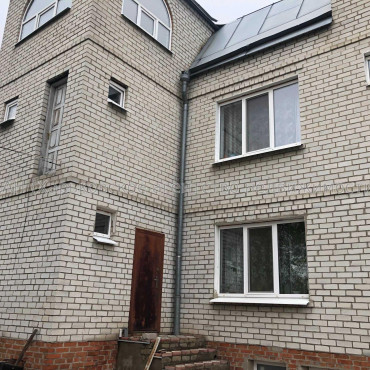 Продам будинок, Самаркандская ул. , 300 м², 7 соток, косметический ремонт 