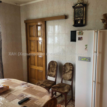 Продам будинок, Самаркандская ул. , 300 м², 7 соток, косметический ремонт 