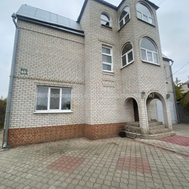 Продам будинок, Самаркандская ул. , 300 м², 7 соток, косметический ремонт 