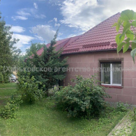 Продам дом, Осетинская ул. , 220 м², 6 сот., капитальный ремонт