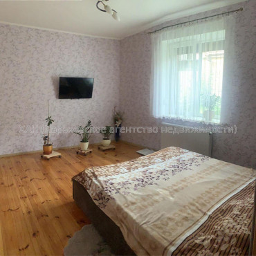 Продам будинок, Осетинская ул. , 220 м², 6 соток, капитальный ремонт 