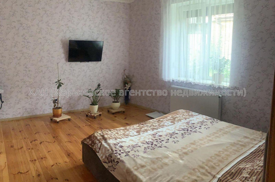 Продам дом, Осетинская ул. , 220 м², 6 сот., капитальный ремонт 