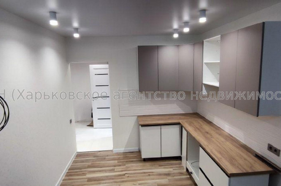 Продам квартиру, Шевченковский пер. , 1 кім., 39.60 м², капитальный ремонт 