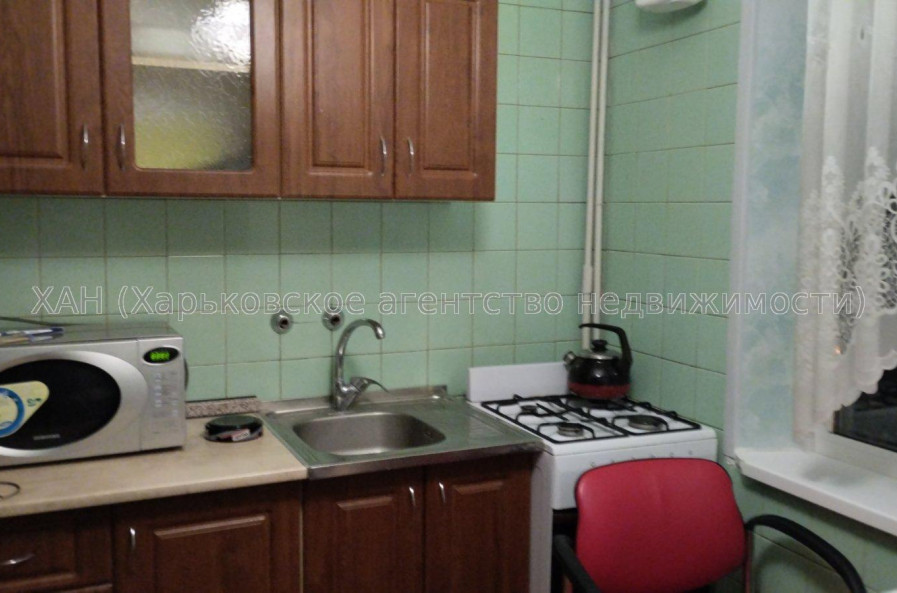 Здам квартиру, Бучмы ул. , 2 кім., 44 м², косметический ремонт 