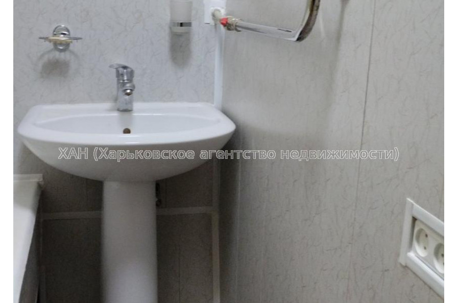 Здам квартиру, Бучмы ул. , 2 кім., 44 м², косметический ремонт 