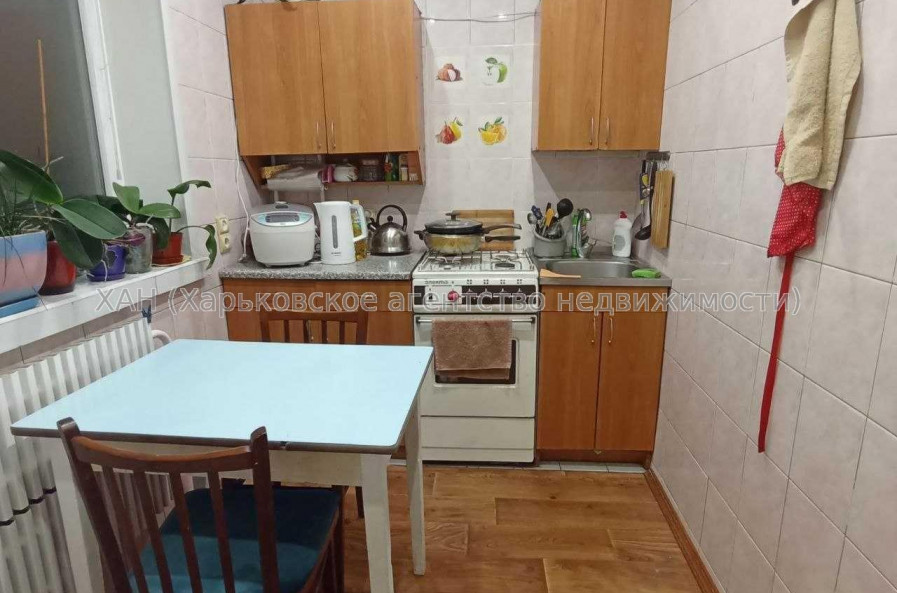 Продам квартиру, 1  ком., 32 м², косметический ремонт 