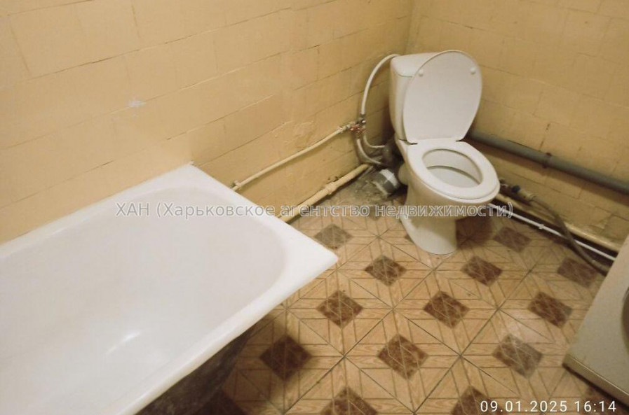 Продам будинок, Залютинская ул. , 100 м², 4.50 соток, косметический ремонт 