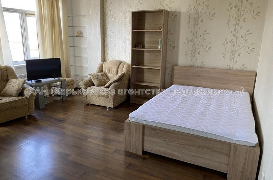 Сдам квартиру, Чернышевская ул. , д. 52 , 1  ком., 45 м², евроремонт 