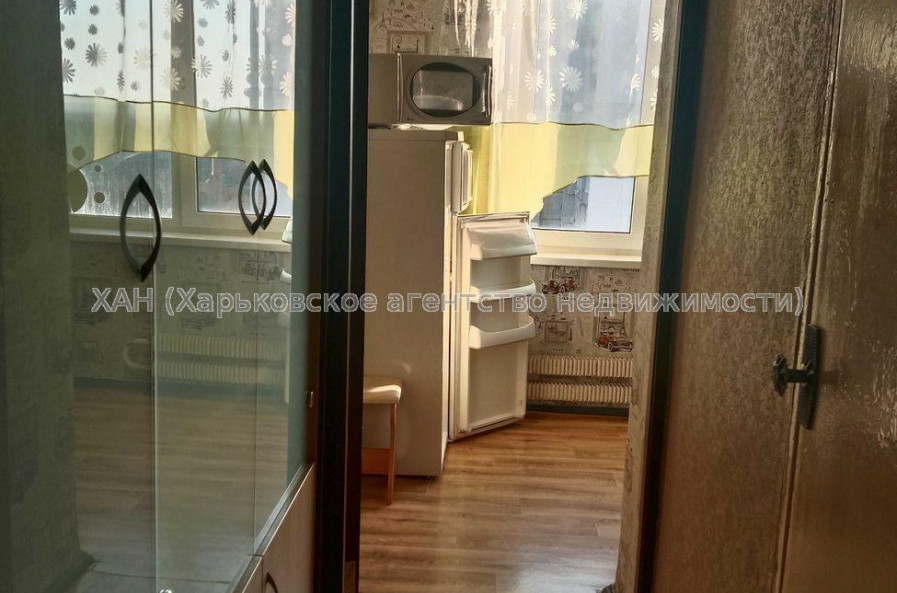 Продам квартиру, Библика ул. , 1 кім., 32 м², косметический ремонт 