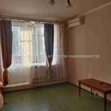 Продам квартиру, Библика ул. , 1 кім., 32 м², косметический ремонт 