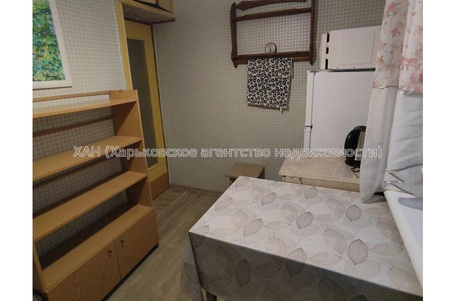 Продам квартиру, 23 Августа ул. , 3  ком., 59 м², косметический ремонт 