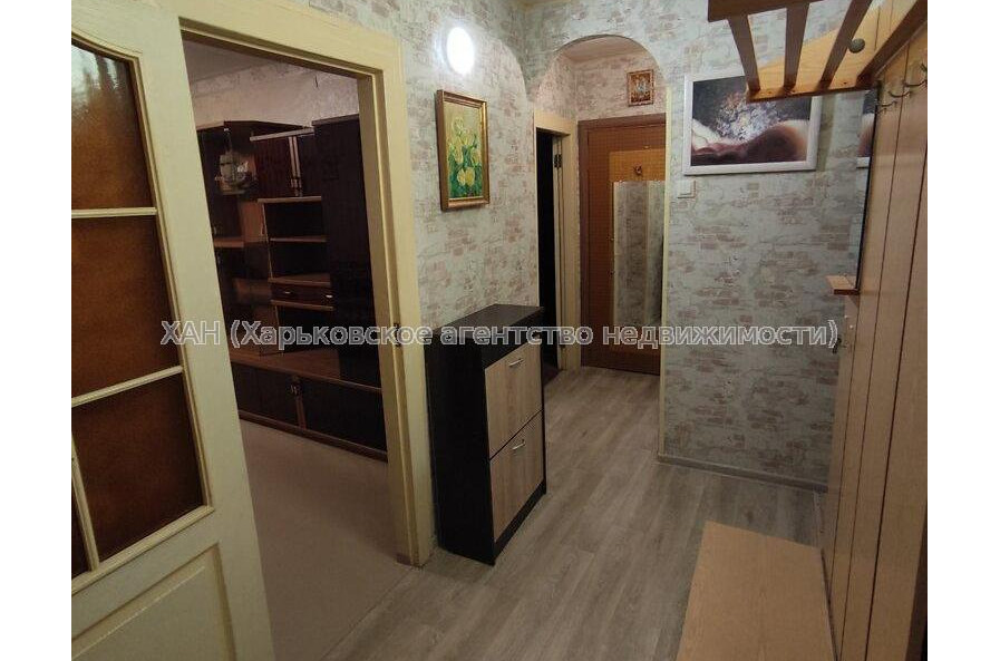 Продам квартиру, 23 Августа ул. , 3  ком., 59 м², косметический ремонт 