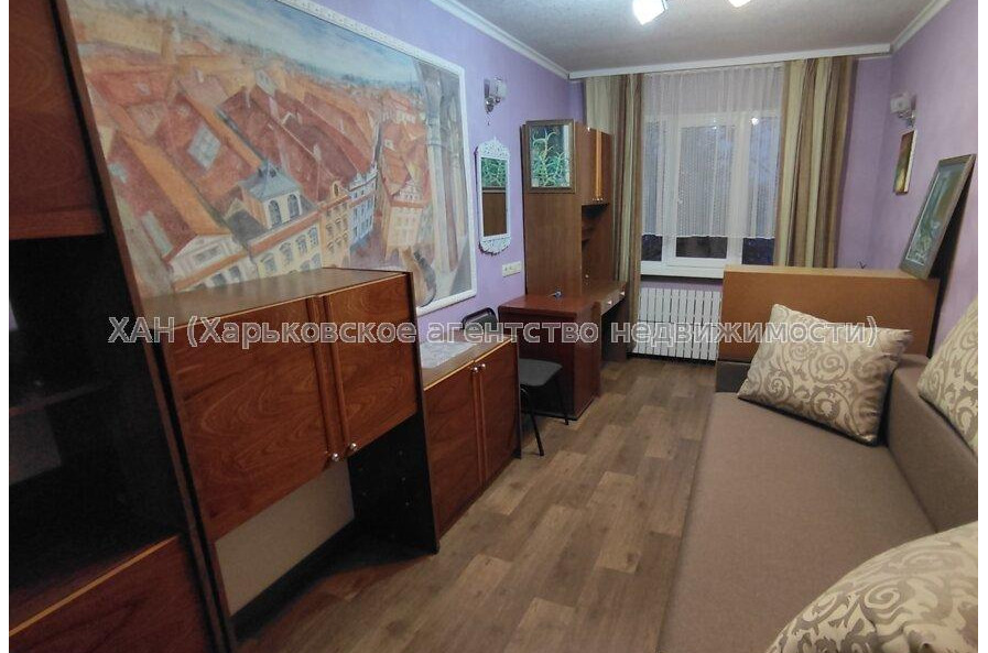 Продам квартиру, 23 Августа ул. , 3  ком., 59 м², косметический ремонт 