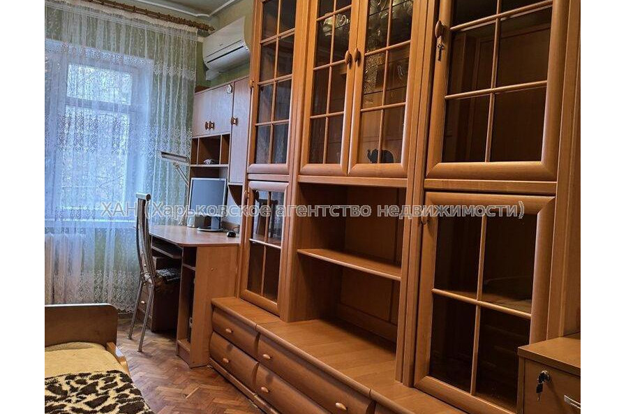 Здам квартиру, Отакара Яроша ул. , 2 кім., 40 м², капитальный ремонт 