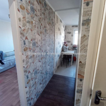 Продам квартиру, Старошишковская ул. , 1 кім., 30.80 м², евроремонт 