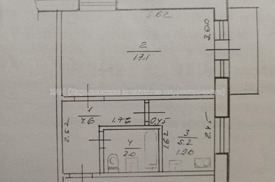 Продам квартиру, Старошишковская ул. , 1 кім., 30.80 м², евроремонт 