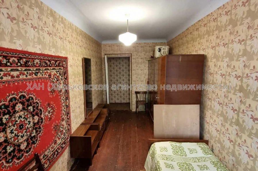 Продам квартиру, Харьковских Дивизий ул. , 3  ком., 54 м², советский ремонт 