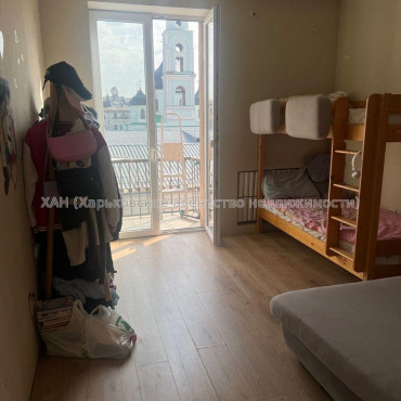 Продам квартиру, Кооперативная ул. , 2  ком., 52 м², капитальный ремонт 