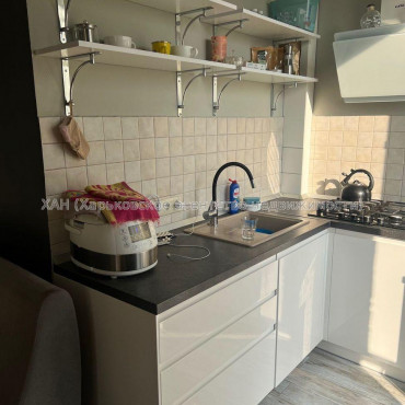 Продам квартиру, Кооперативная ул. , 2  ком., 52 м², капитальный ремонт 