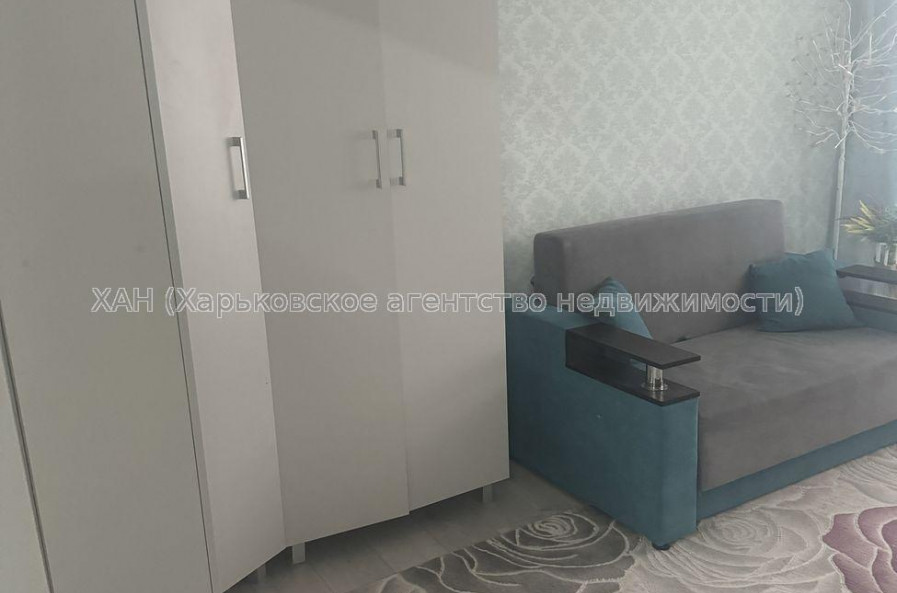 Продам квартиру, Валентиновская ул. , 3 кім., 65 м², авторский дизайн 