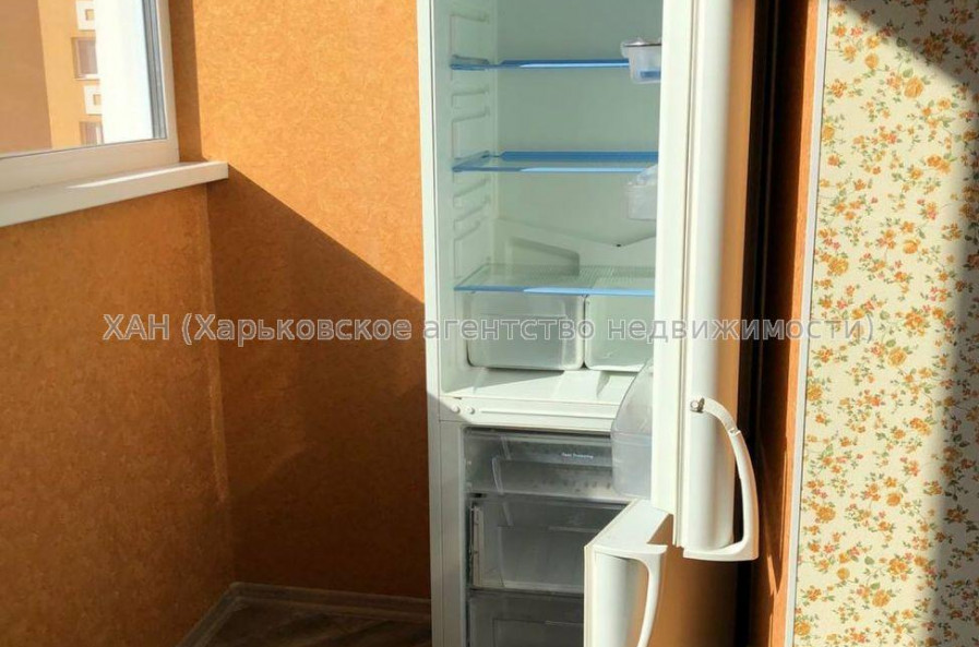 Продам квартиру, Драгоманова ул. , 1 кім., 39 м², авторский дизайн 