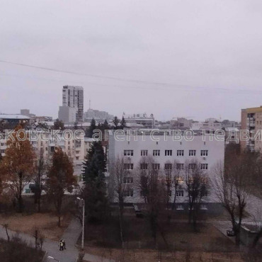 Продам квартиру, Европейская ул. , 3  ком., 69.50 м², частичный ремонт 