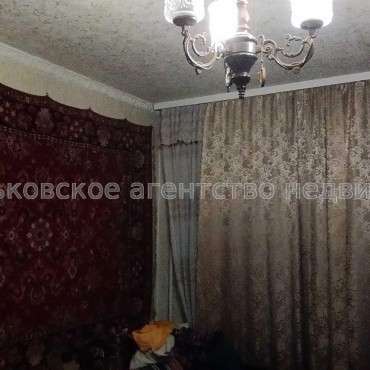 Продам квартиру, Европейская ул. , 3  ком., 69.50 м², частичный ремонт 