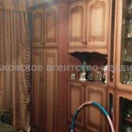 Продам квартиру, Европейская ул. , 3  ком., 69.50 м², частичный ремонт