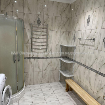 Продам квартиру, Победы просп. , 3 кім., 108 м², авторский дизайн 