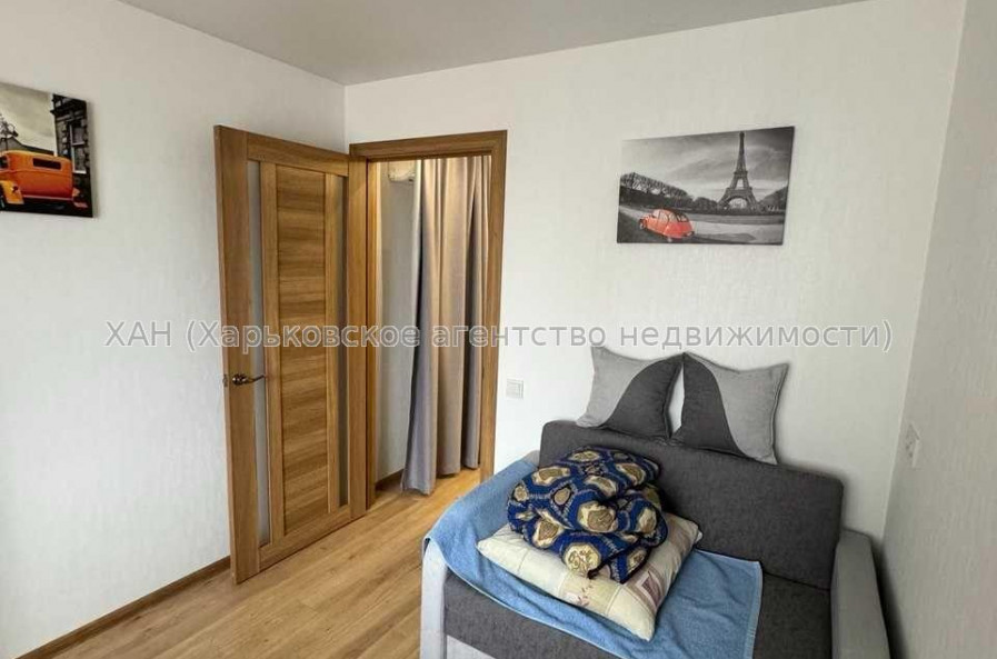 Продам квартиру, Старицкого ул. , 4  ком., 80 м², авторский дизайн 