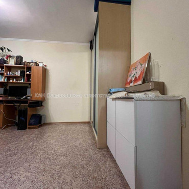 Продам квартиру, Гвардейцев Широнинцев ул. , 1  ком., 36 м², косметический ремонт 