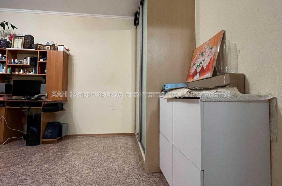 Продам квартиру, Гвардейцев Широнинцев ул. , 1  ком., 36 м², советский ремонт 