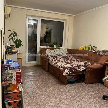 Продам квартиру, Гвардейцев Широнинцев ул. , 1  ком., 36 м², косметический ремонт 