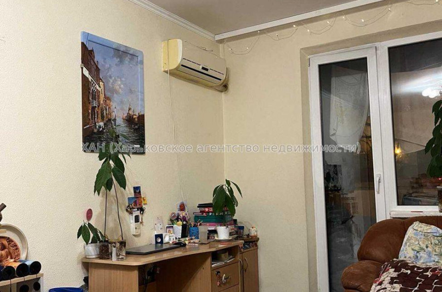 Продам квартиру, Гвардейцев Широнинцев ул. , 1  ком., 36 м², советский ремонт 