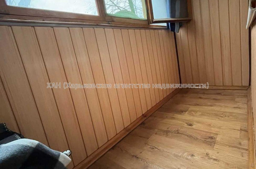 Продам квартиру, Гвардейцев Широнинцев ул. , 1  ком., 36 м², советский ремонт 