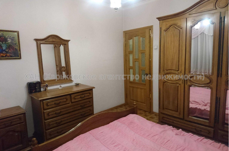 Продам квартиру, Фесенковский въезд , 2  ком., 55 м², косметический ремонт 