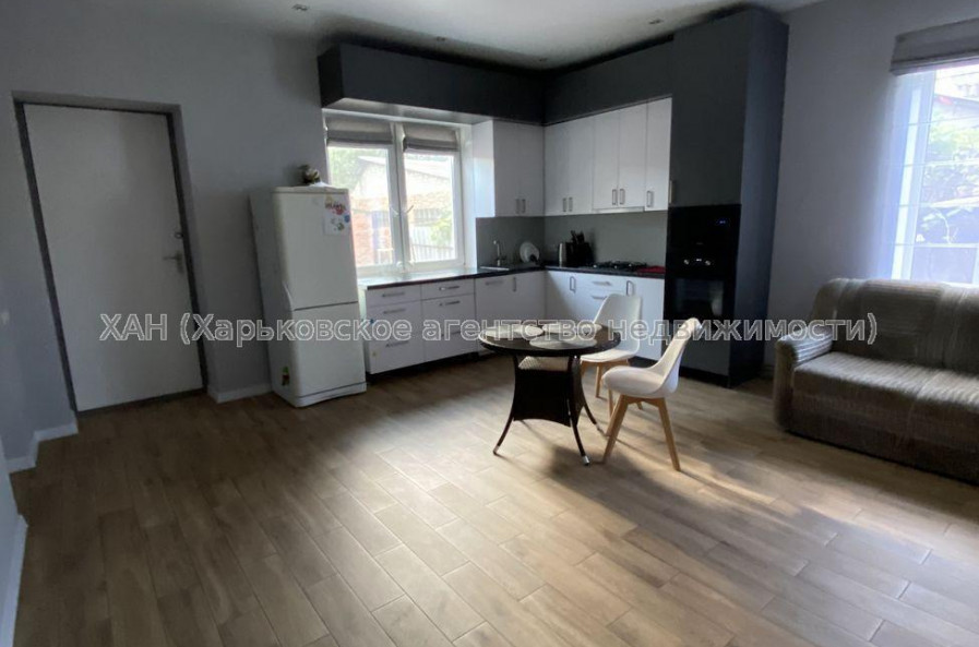 Продам будинок, 80 м², 4 соток, евроремонт 