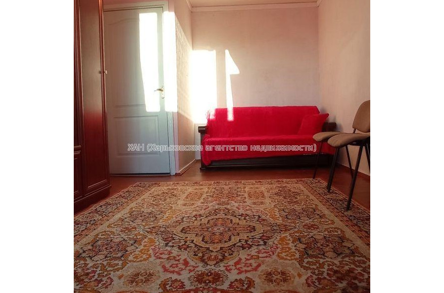 Продам квартиру, Гвардейцев Широнинцев ул. , 2  ком., 42 м², косметический ремонт 