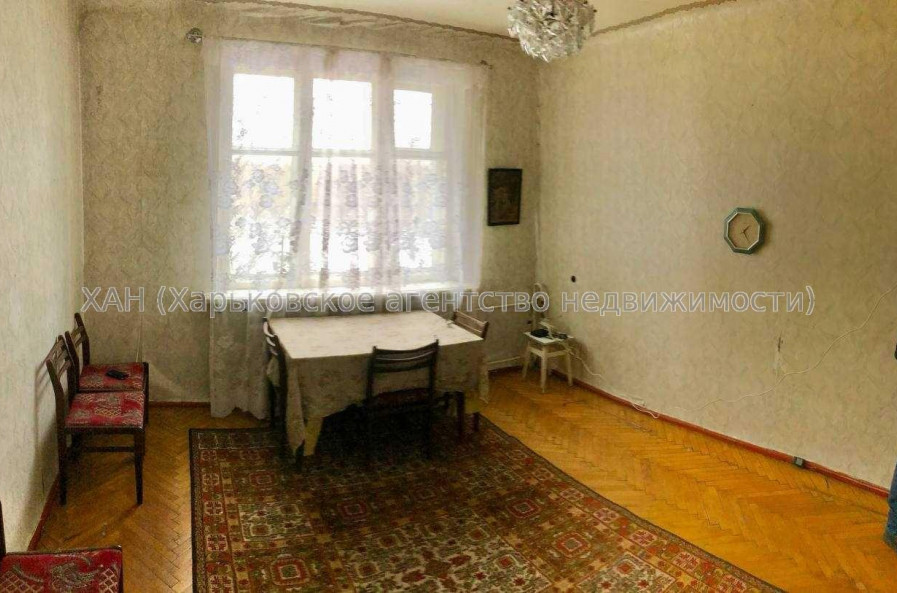 Продам квартиру, Михаила Комарова ул. , 3 кім., 68 м², советский ремонт 