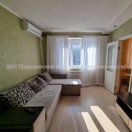 Продам квартиру, Единства ул. , 2  ком., 40 м², капитальный ремонт