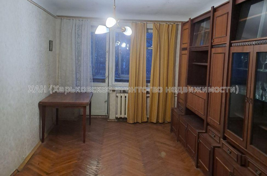 Продам квартиру, Василия Мельникова ул. , 2  ком., 46 м², советский ремонт 