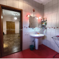 Продам будинок, Ново-Веринская ул. , 160 м², 10 соток, капитальный ремонт 