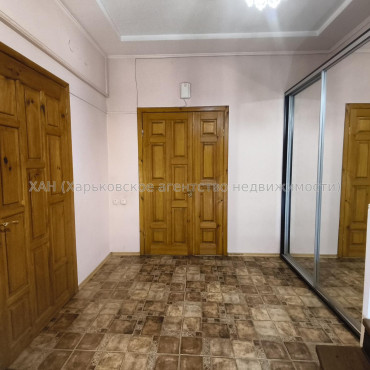 Продам будинок, Ново-Веринская ул. , 160 м², 10 соток, капитальный ремонт 